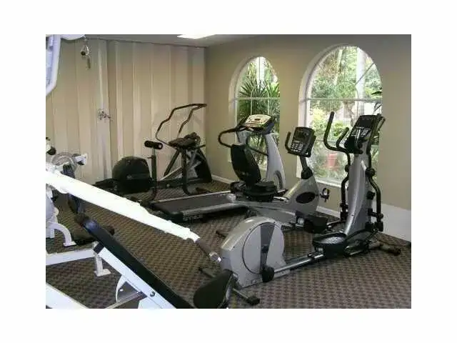2104 GLENMOOR Drive # 2104, West Palm Beach FL 33409 photo 4