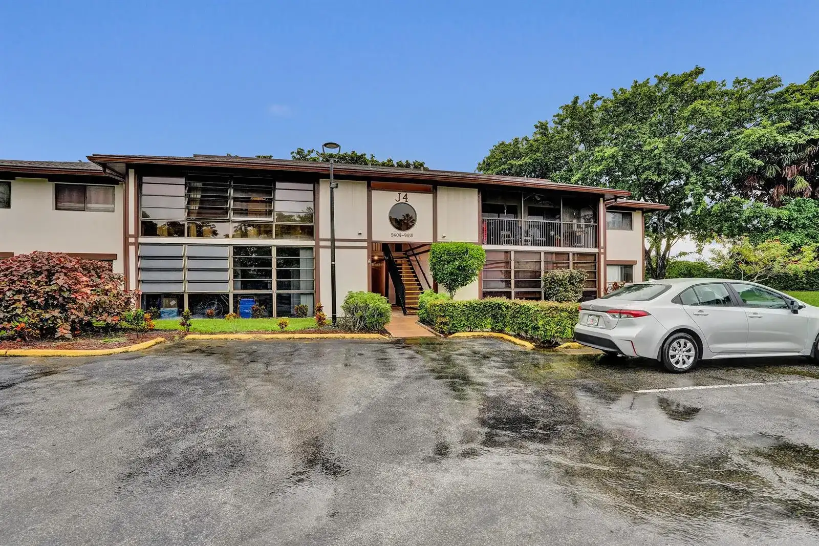 9414 S BELFORT Circle # 215, Tamarac FL 33321