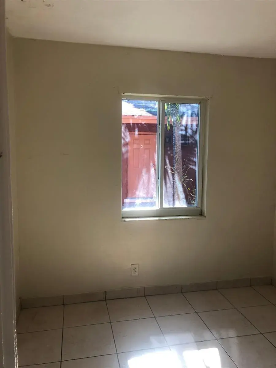829 NW 10TH Terrace # 4, Fort Lauderdale FL 33311
