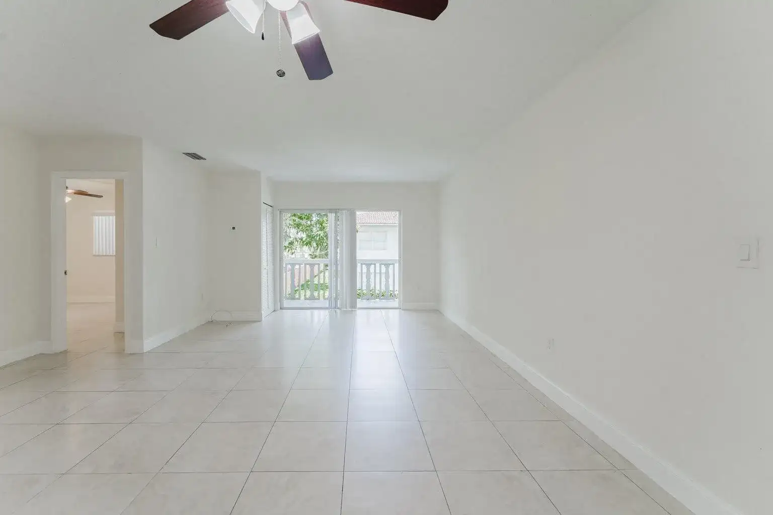 201 SW 7TH Street # 9, Boca Raton FL 33432 photo 4