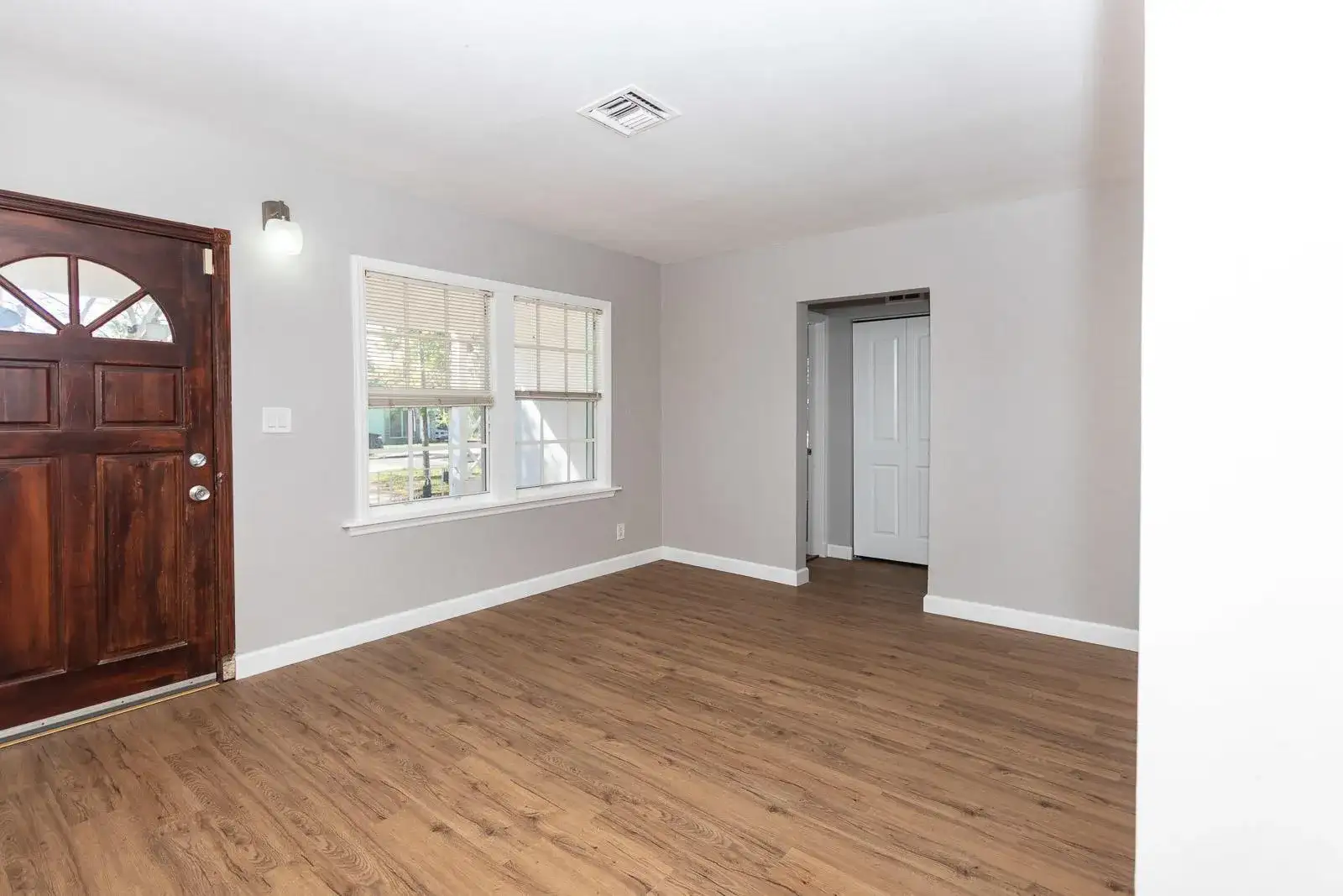 823 SE 3rd Avenue, Delray Beach FL 33483 photo 3
