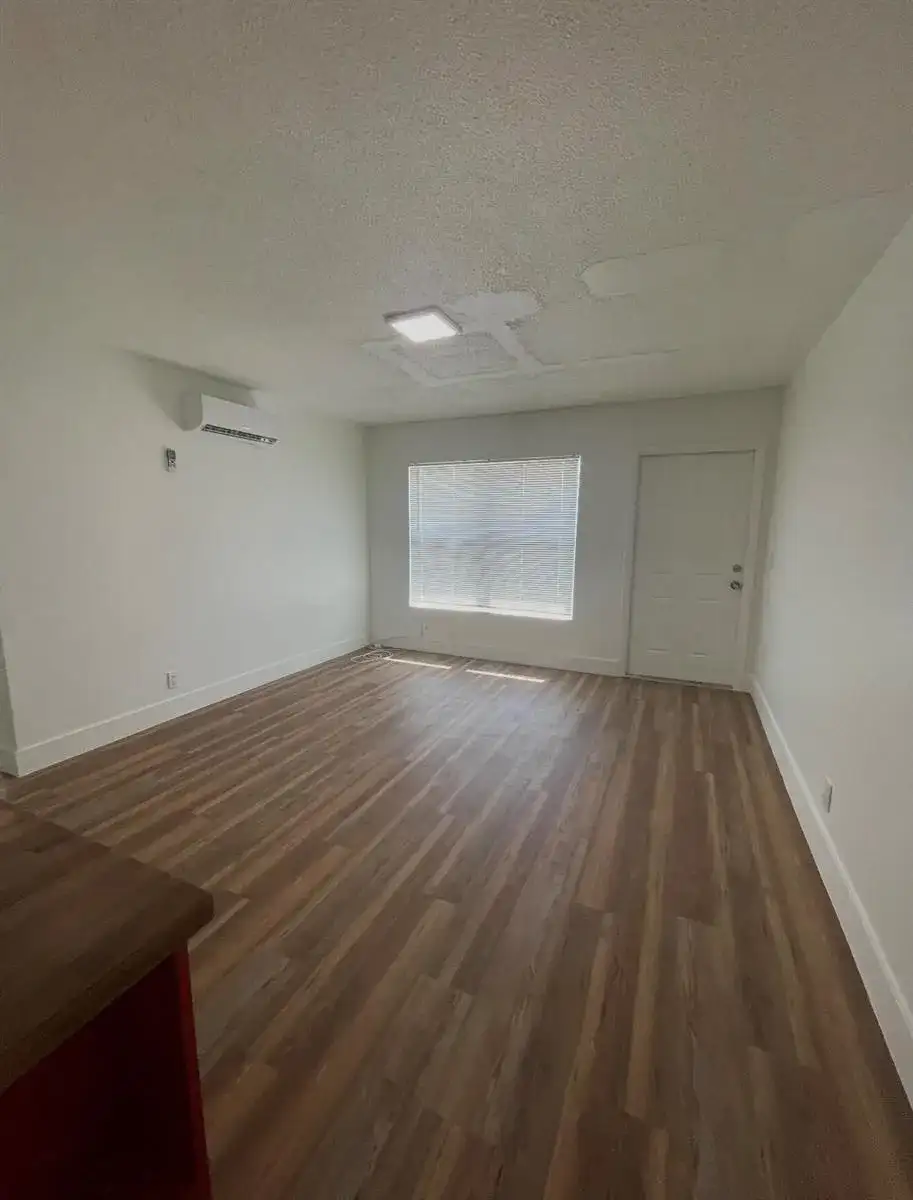 805 19th Street, West Palm Beach FL 33407 photo 3