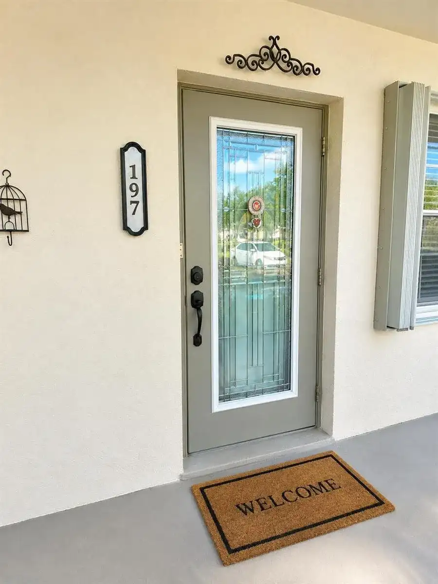 197 KENT L, West Palm Beach FL 33417