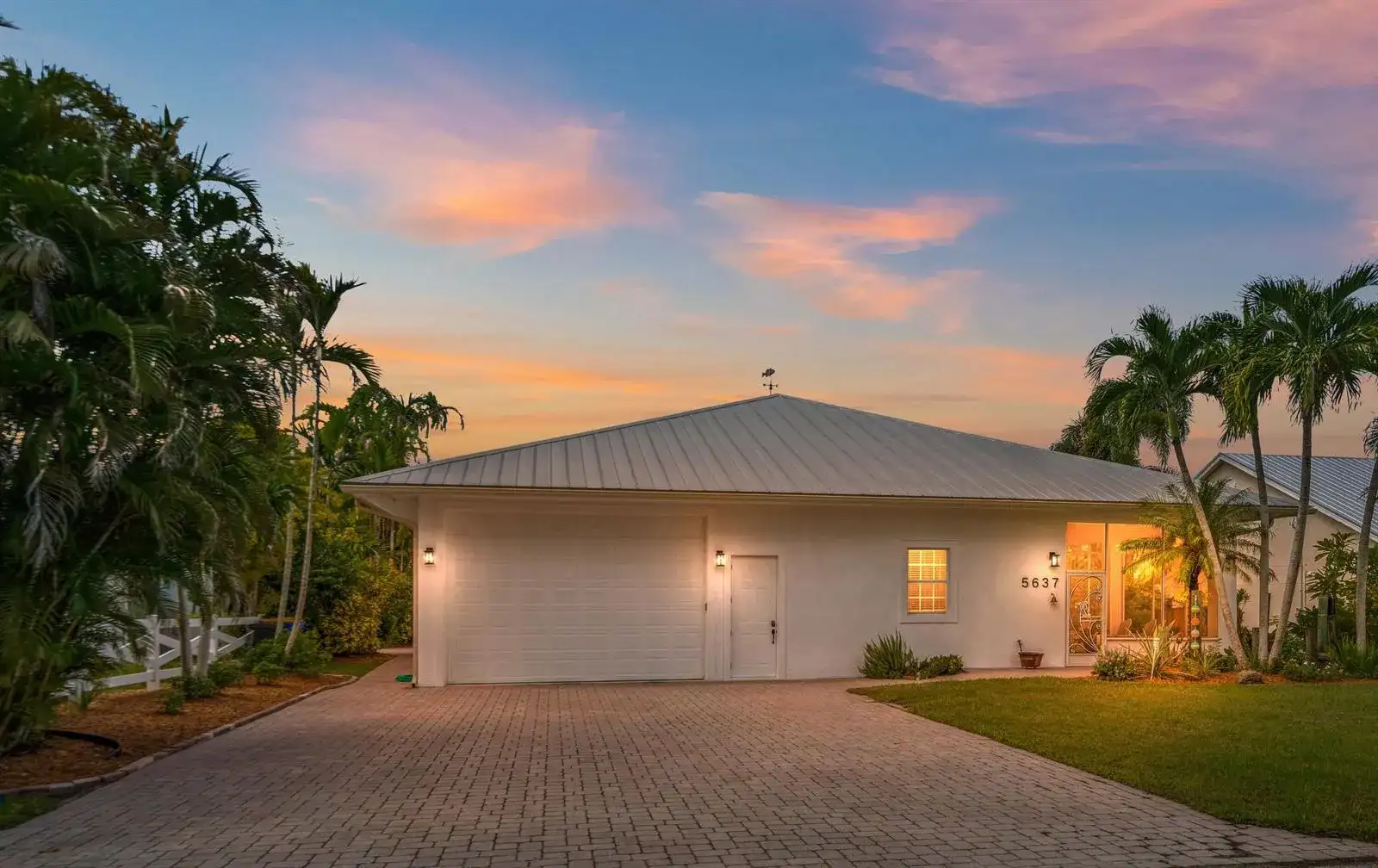 5637 SE MAJOR Way, Stuart FL 34997 photo 2
