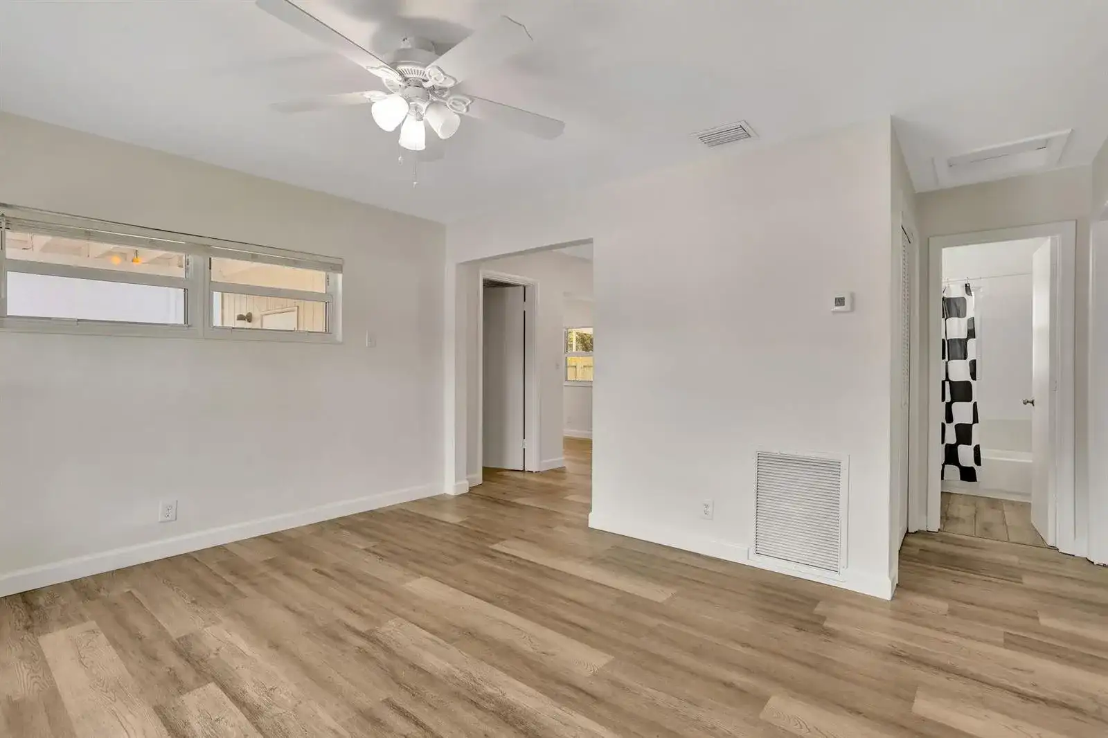 5500 N ANDREWS Avenue N, Oakland Park FL 33309 photo 3