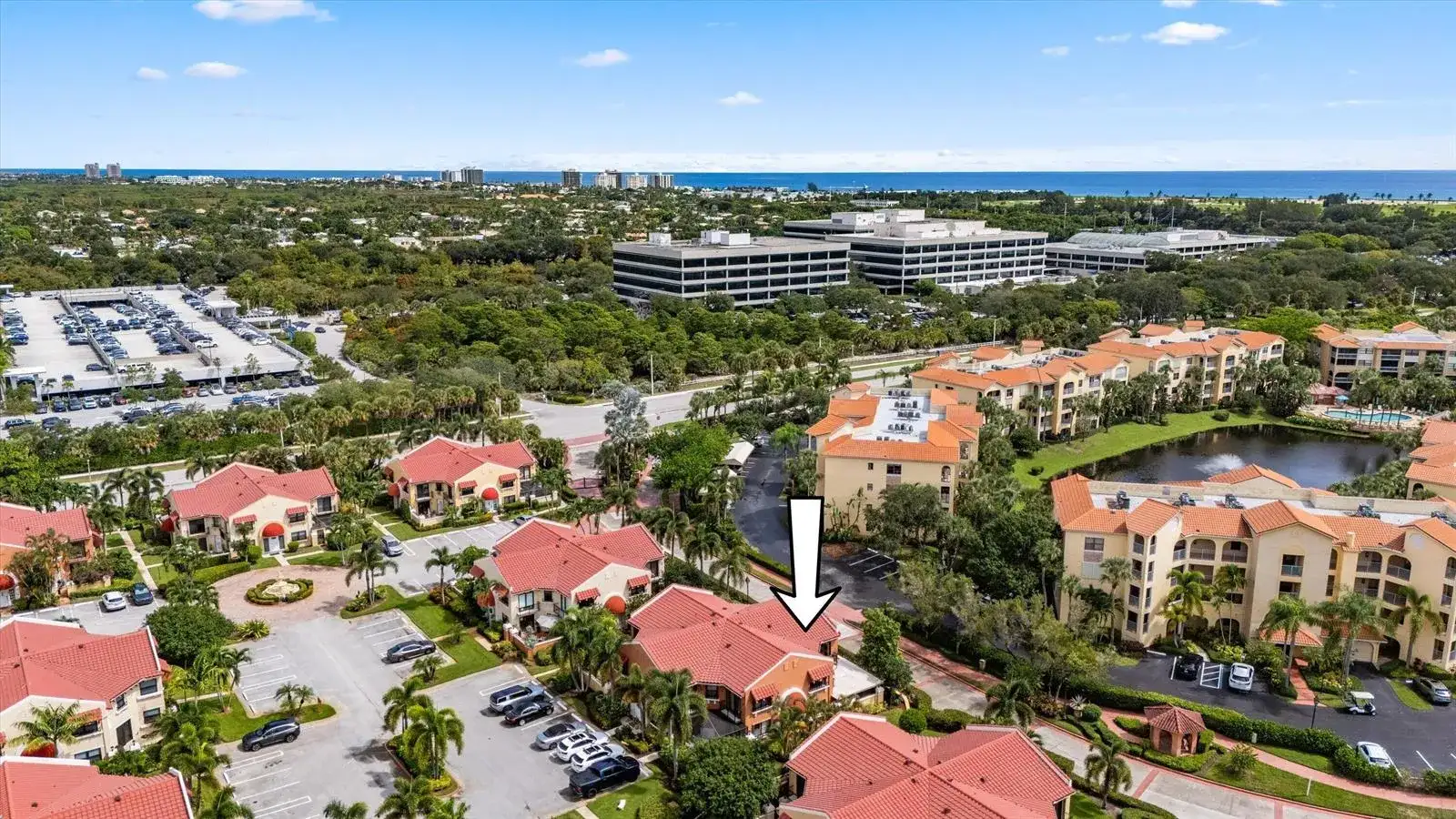 24 Uno Lago Drive, Juno Beach FL 33408 photo 3