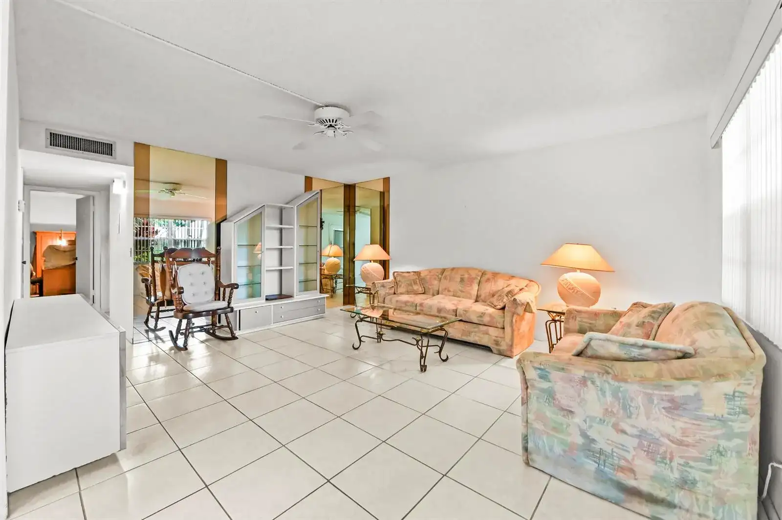 20 Flanders A, Delray Beach FL 33484 photo 4