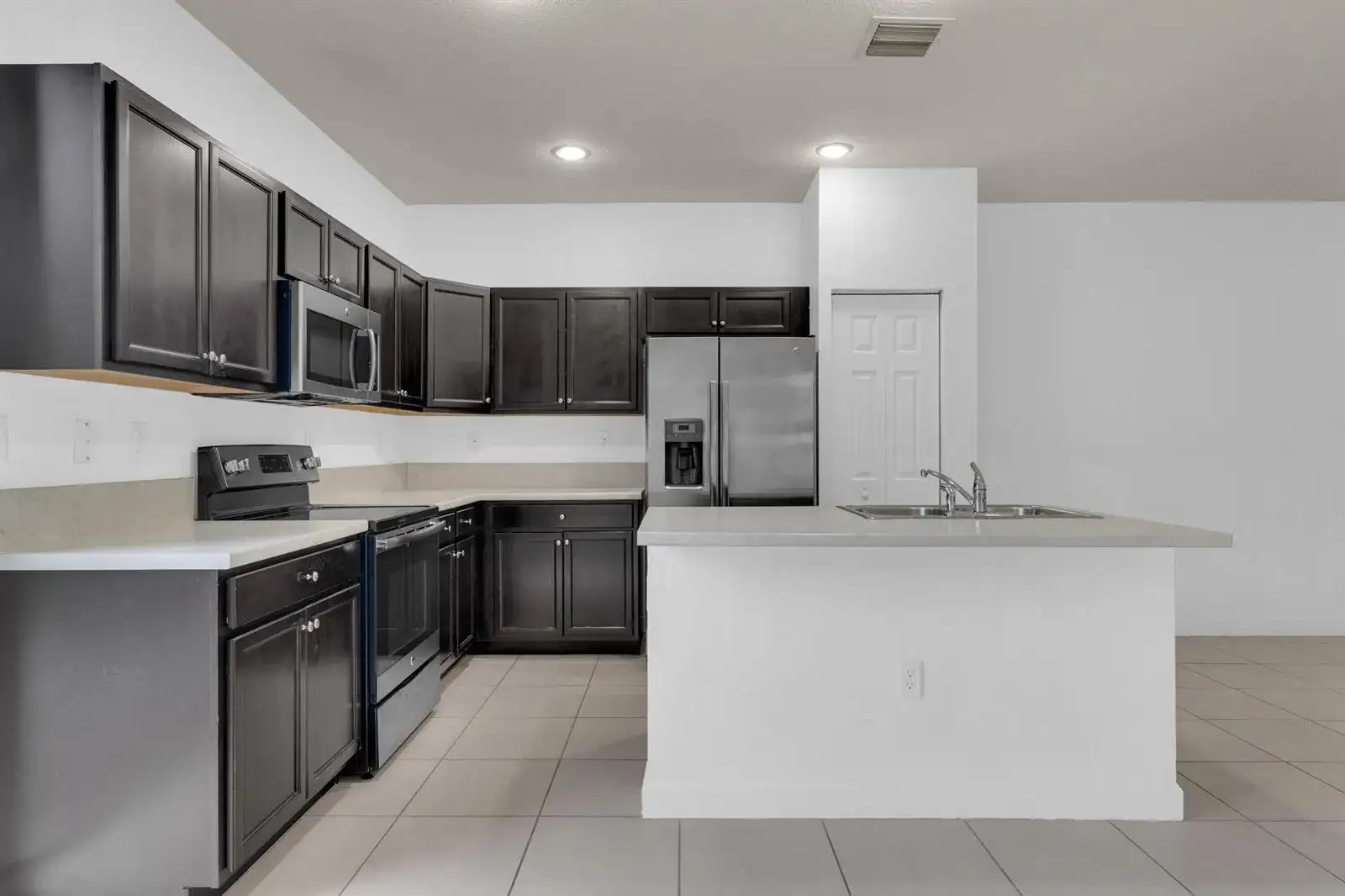 3701 NE 2nd Street, Homestead FL 33033 photo 5
