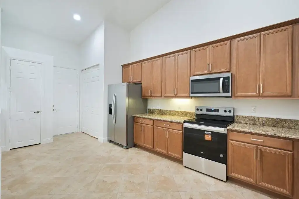 6475 Oxford Circle # 102B, Vero Beach FL 32966 photo 2