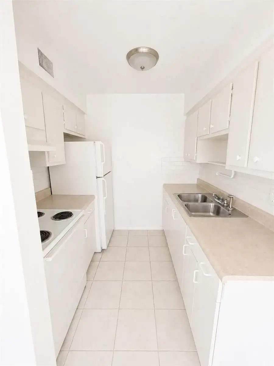 1401 NE 17th Court Apt 208, Fort Lauderdale FL 33305 photo 4