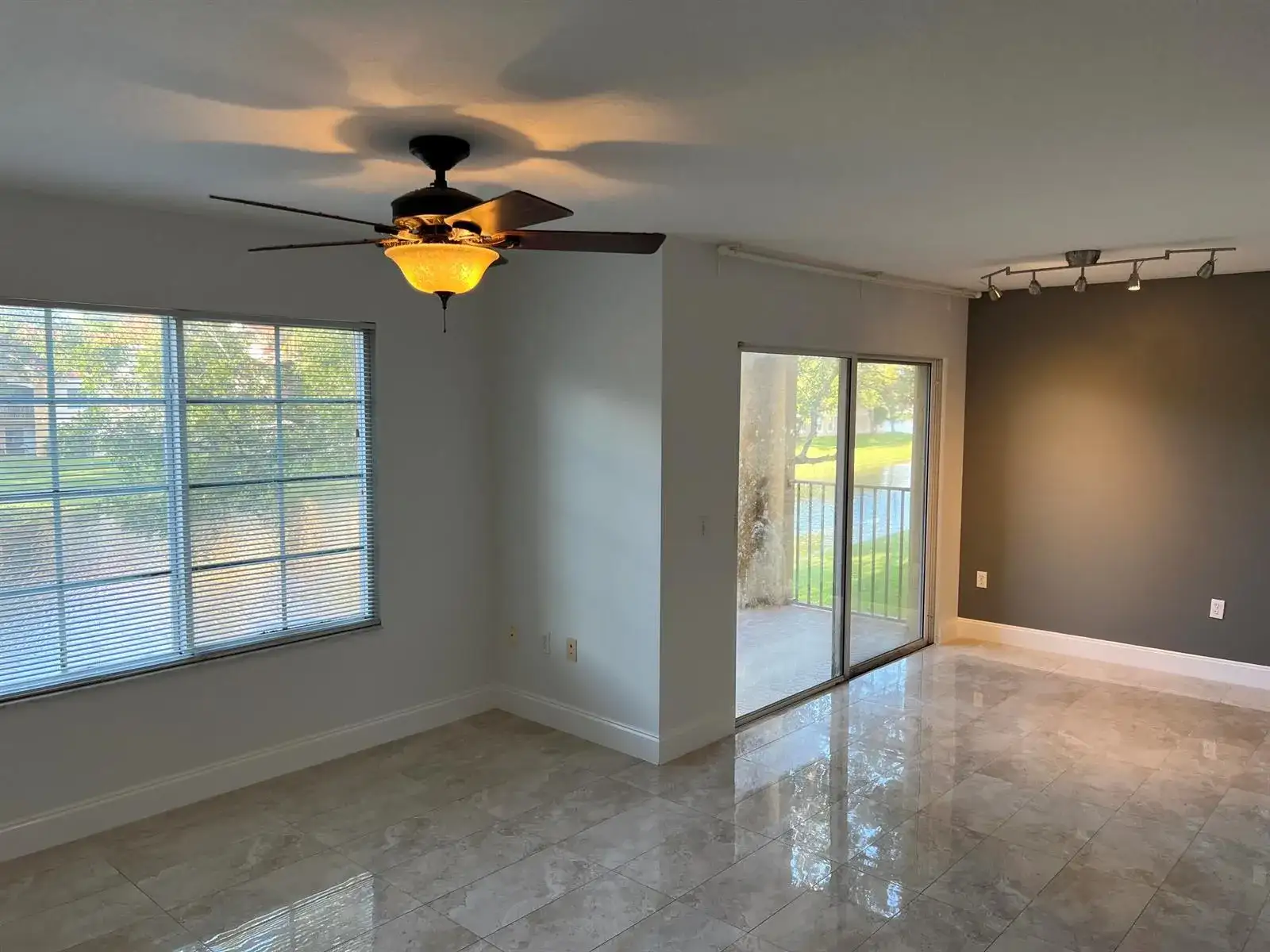 4200 SAN MARINO Boulevard # 204, West Palm Beach FL 33409 photo 2