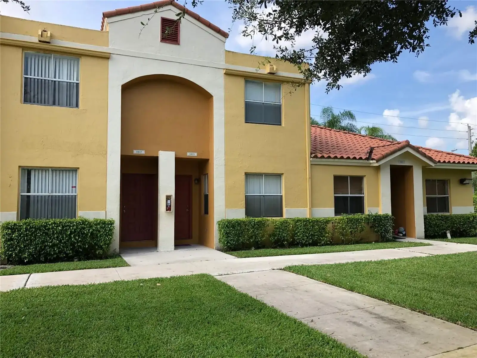3817 NW 90th Avenue, Sunrise FL 33351