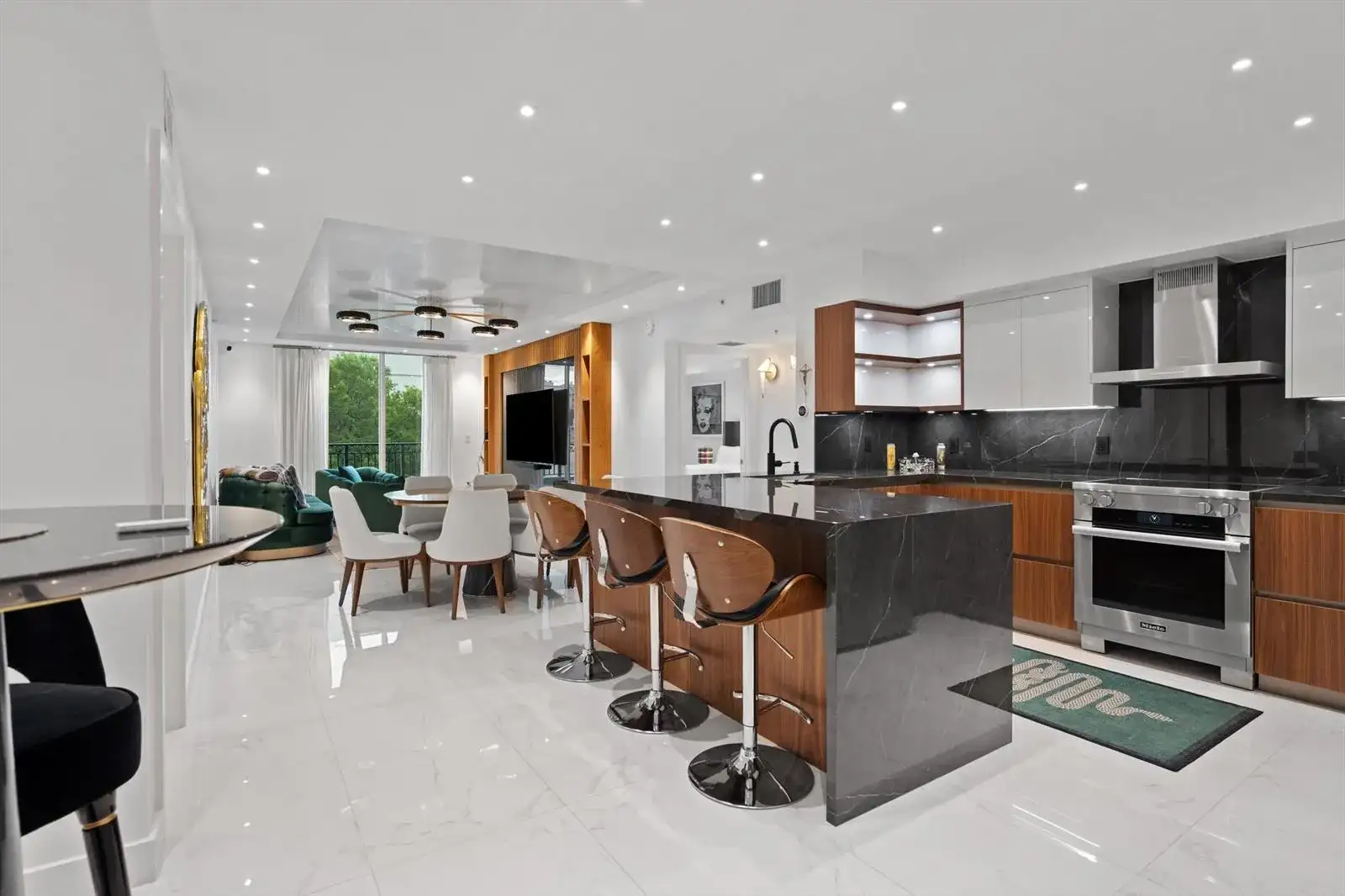 600 S DIXIE Highway # 315, West Palm Beach FL 33401 photo 4