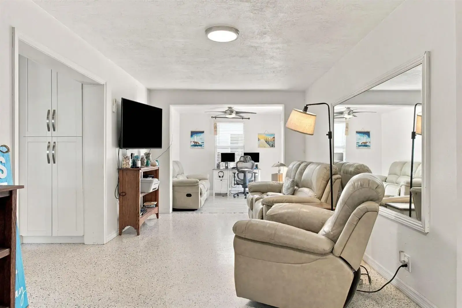 245 SW 5TH Street, Dania Beach FL 33004