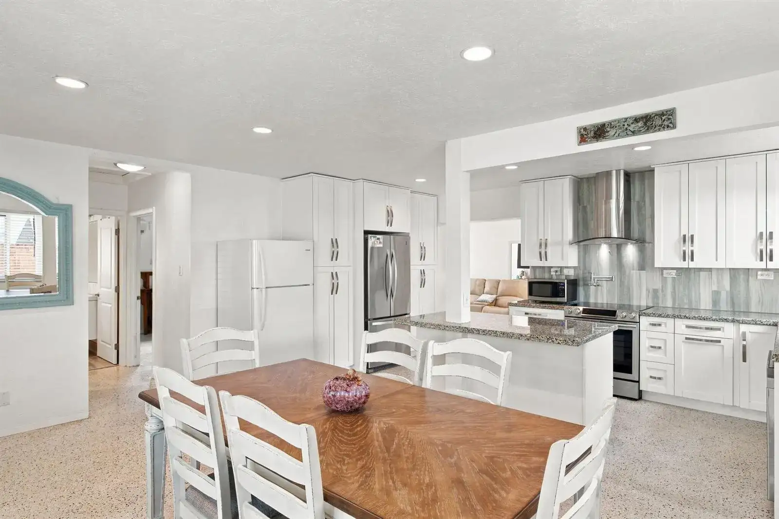 245 SW 5TH Street, Dania Beach FL 33004 photo 3