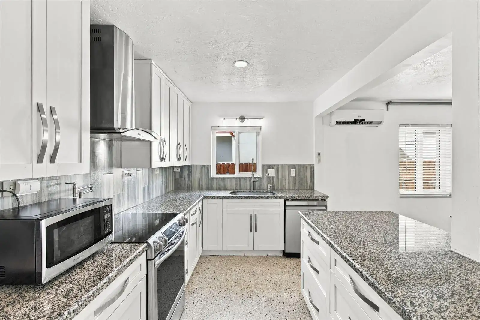 245 SW 5TH Street, Dania Beach FL 33004 photo 5