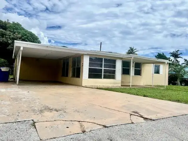 1513 NE 27TH Court, Pompano Beach FL 33064 photo 2