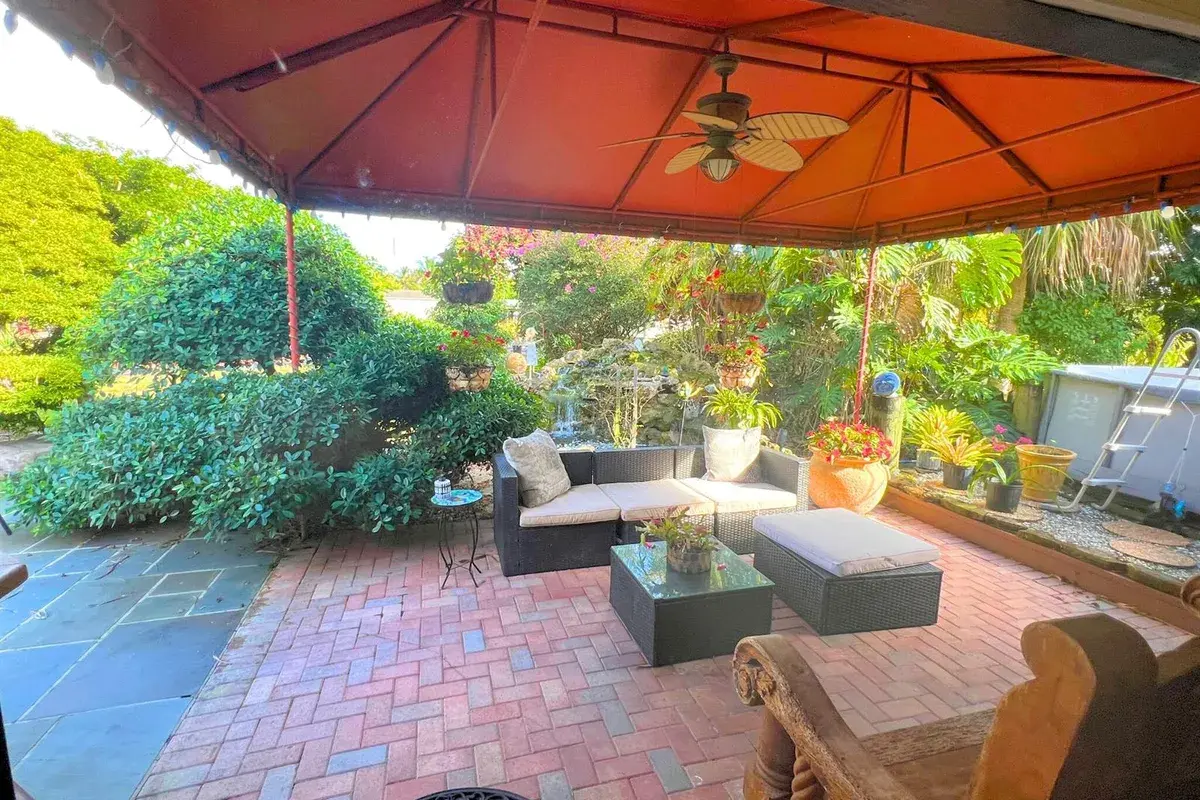 7300 NW 44TH Terrace, Fort Lauderdale FL 33073