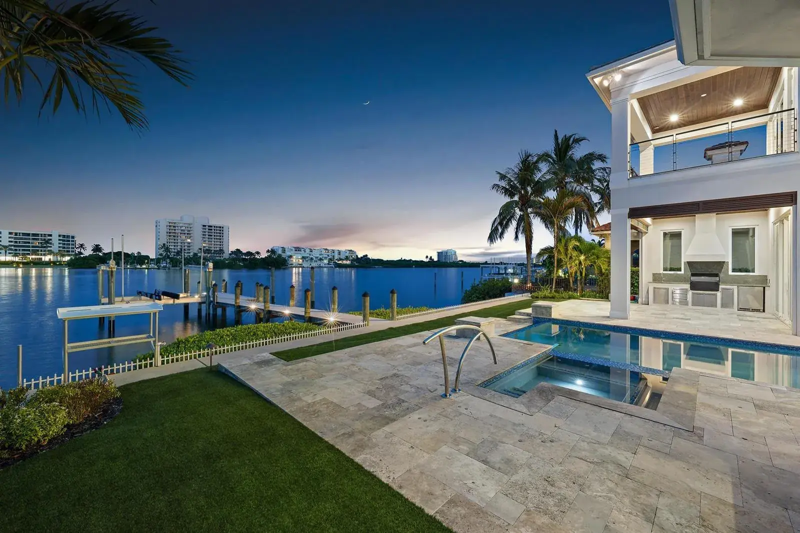 3433 Harbor Road N, Jupiter FL 33469