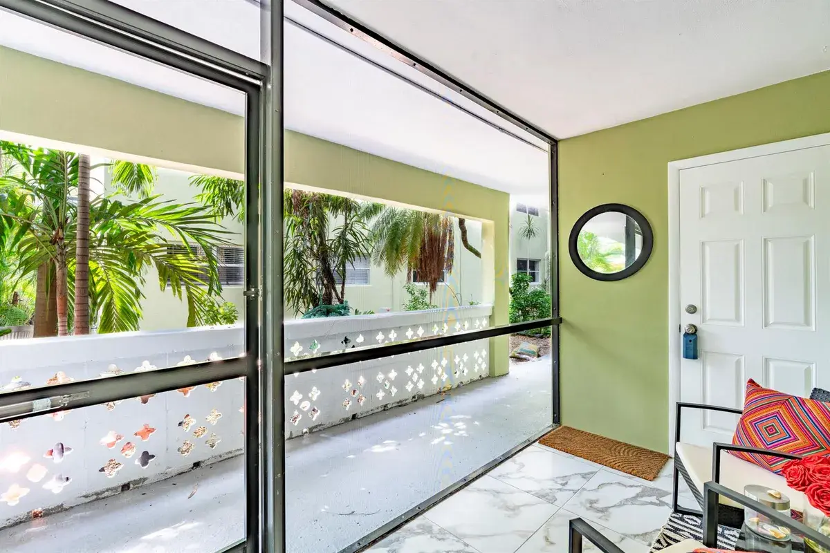 1425 Arthur Street # 111B, Hollywood FL 33020