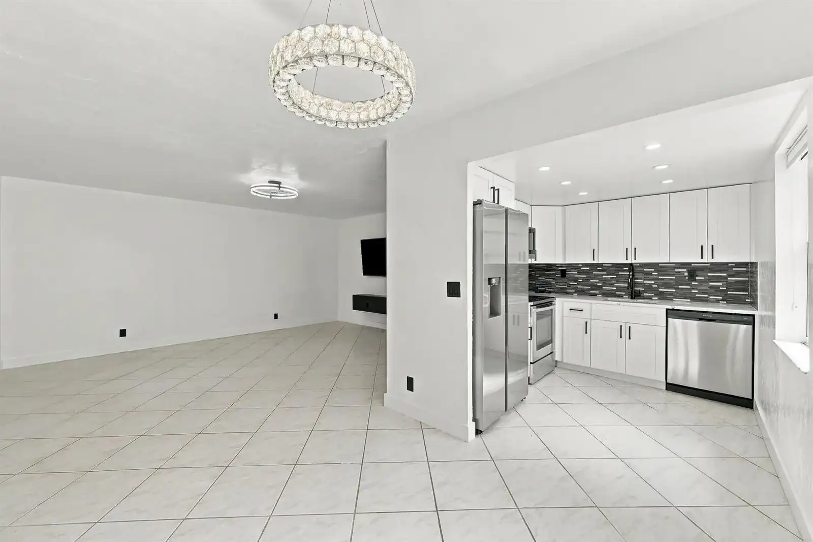 541 BURGUNDY L # 541, Delray Beach FL 33484