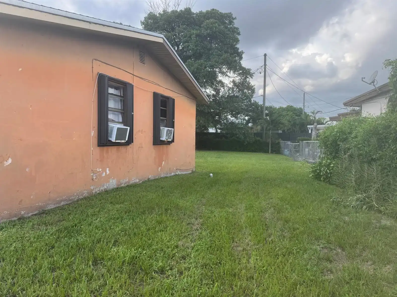 555 HAREM Avenue, Opa-Locka FL 33054
