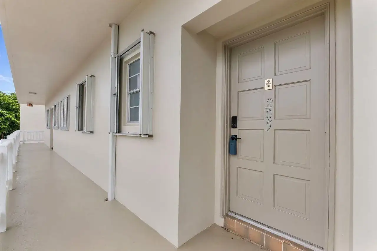 6731 CYPRESS Road # 205, Plantation FL 33317 photo 5