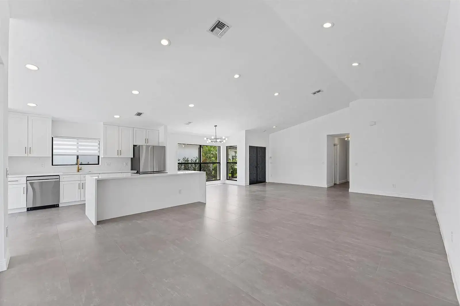 11152 HIGHLAND Circle, Boca Raton FL 33428 photo 3