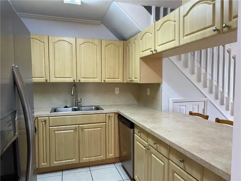 9425 SW 77TH Court, Miami FL 33156 photo 5