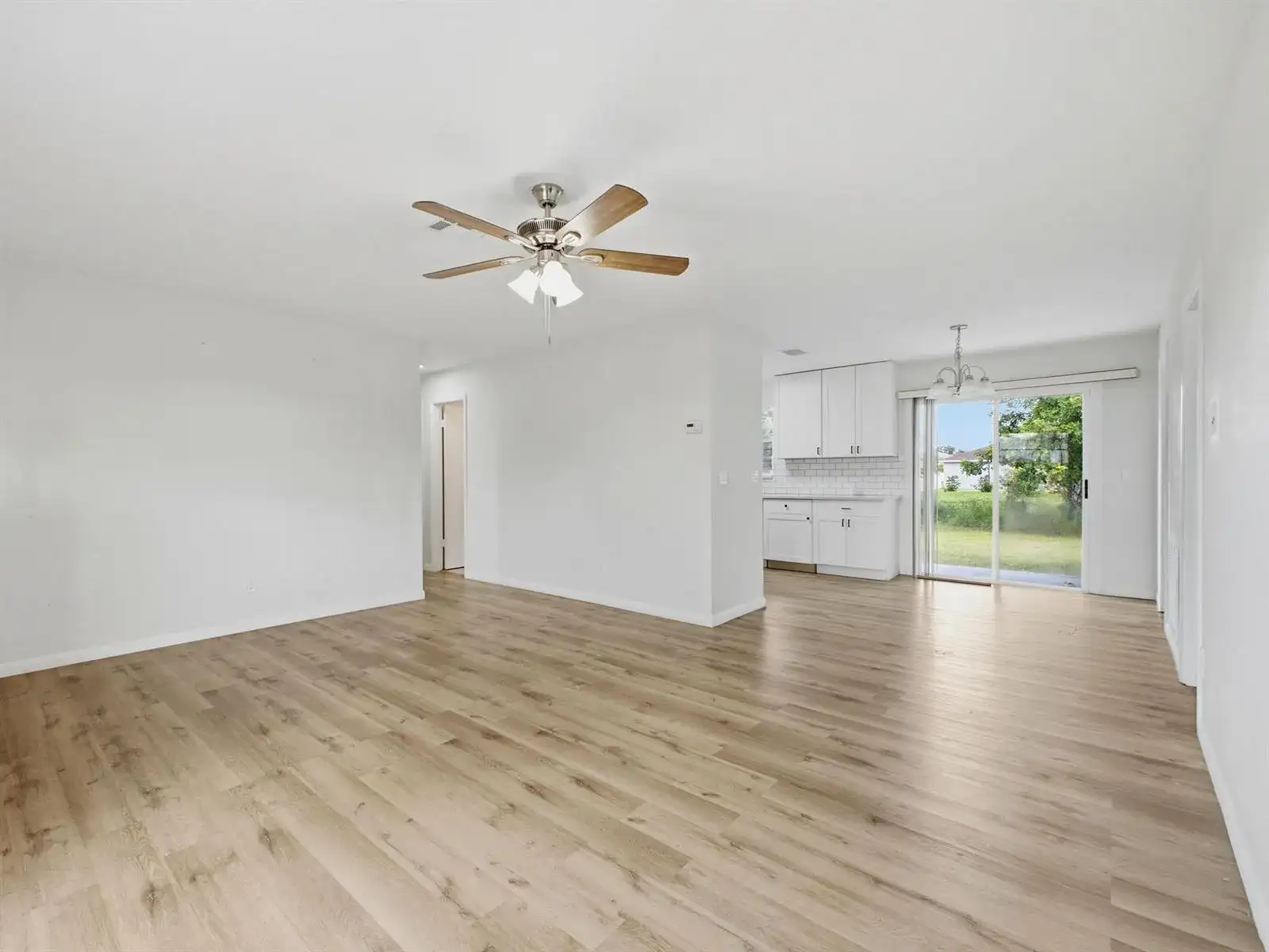 711 NW RIVERSIDE Drive, Port St. Lucie FL 34983 photo 5
