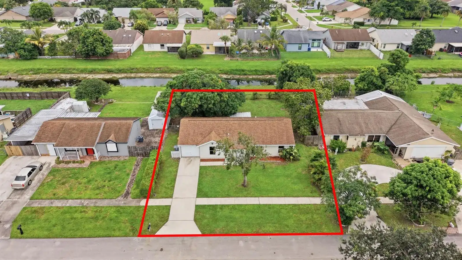 5141 Saint John Avenue N, Boynton Beach FL 33472