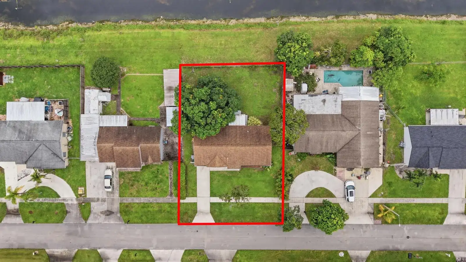 5141 Saint John Avenue N, Boynton Beach FL 33472 photo 2