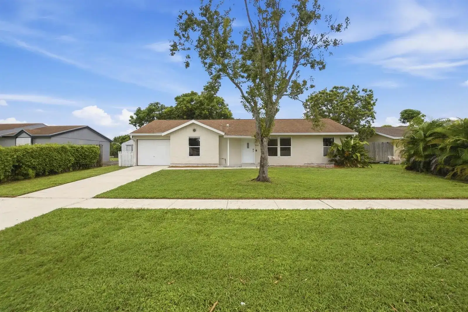 5141 Saint John Avenue N, Boynton Beach FL 33472 photo 4