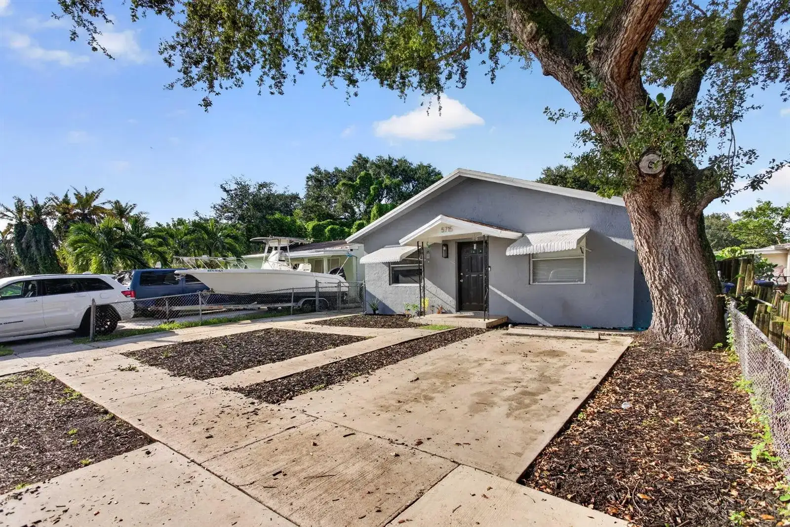 5715 GARFIELD Street, Hollywood FL 33021 photo 4