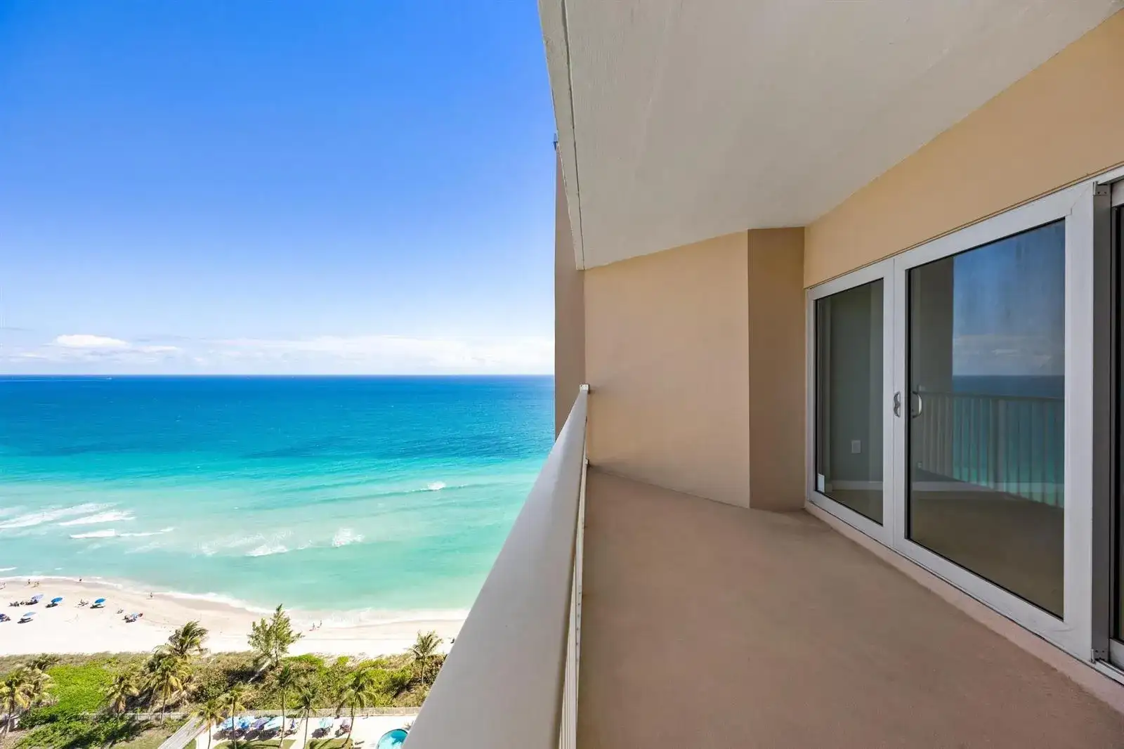 1950 S OCEAN Drive, Hallandale Beach FL 33009 photo 2