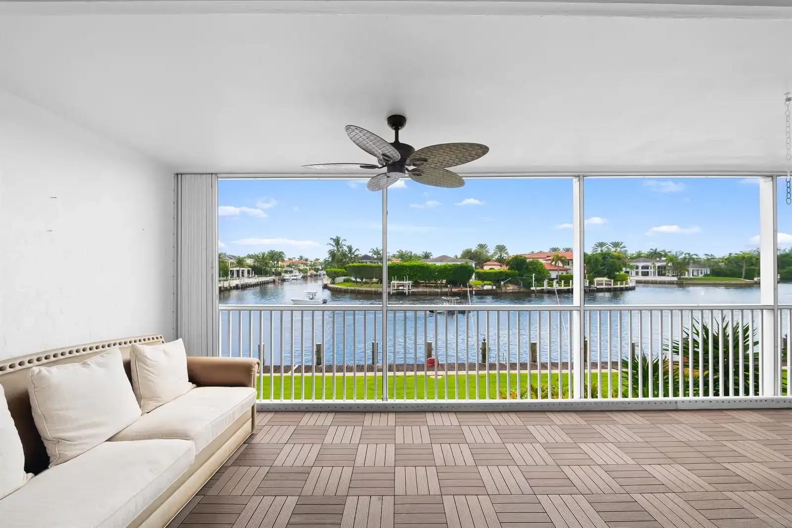 390 N FEDERAL Highway # 202, Deerfield Beach FL 33441