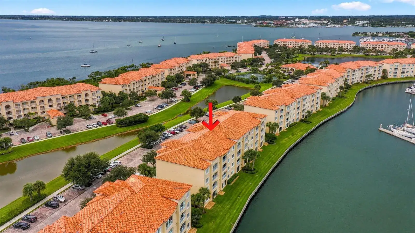 17 Harbour Isle Drive W Unit 304, Fort Pierce FL 34949