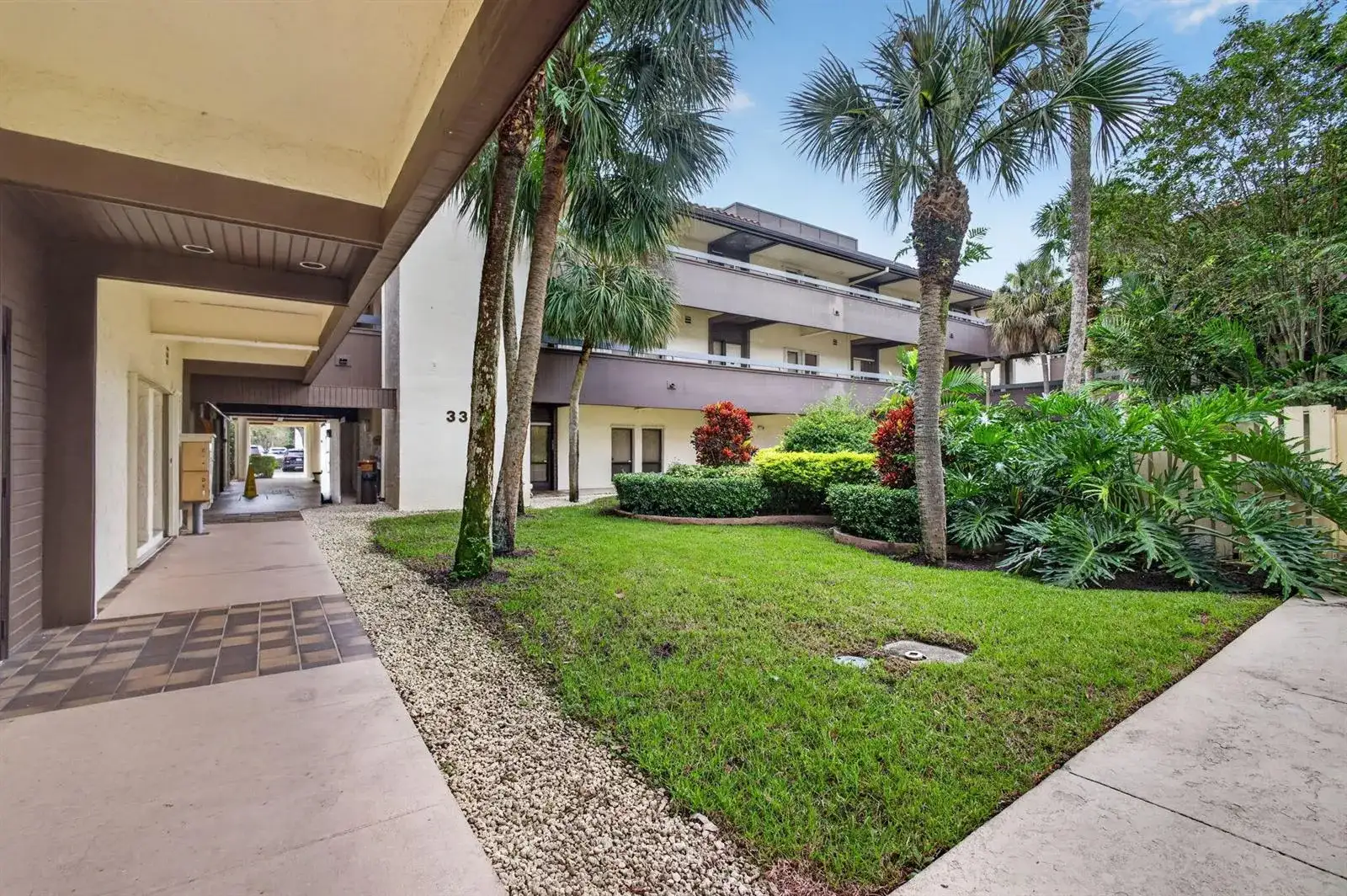 3355 BURNS Road # 205, Palm Beach Gardens FL 33410 photo 2
