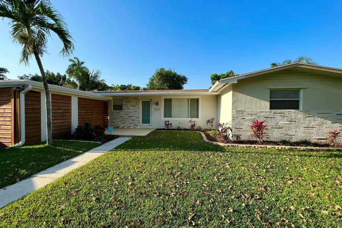 3251 SW 23RD Court, Fort Lauderdale FL 33312