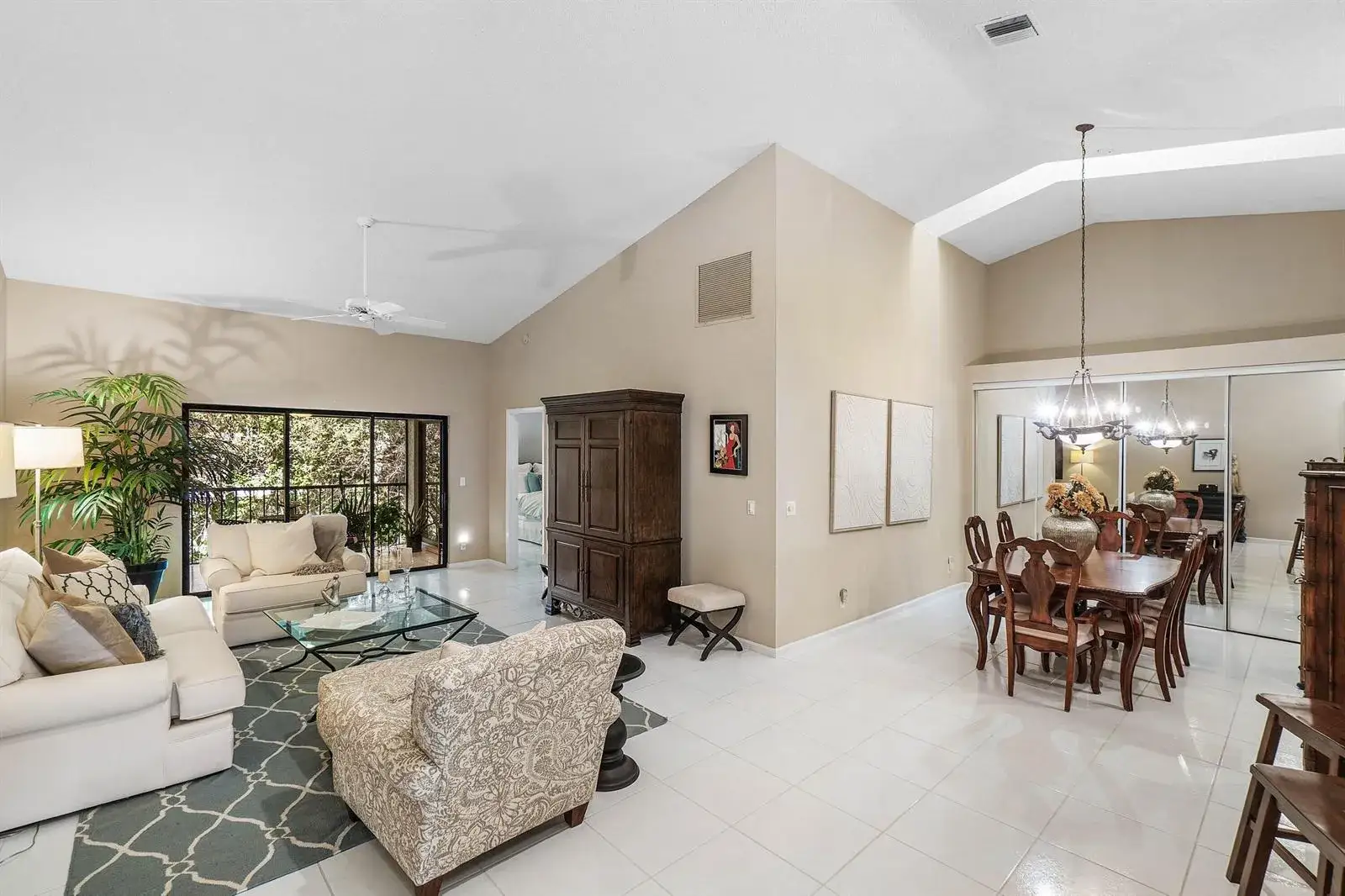 9711 PAVAROTTI Terrace # 202, Boynton Beach FL 33437