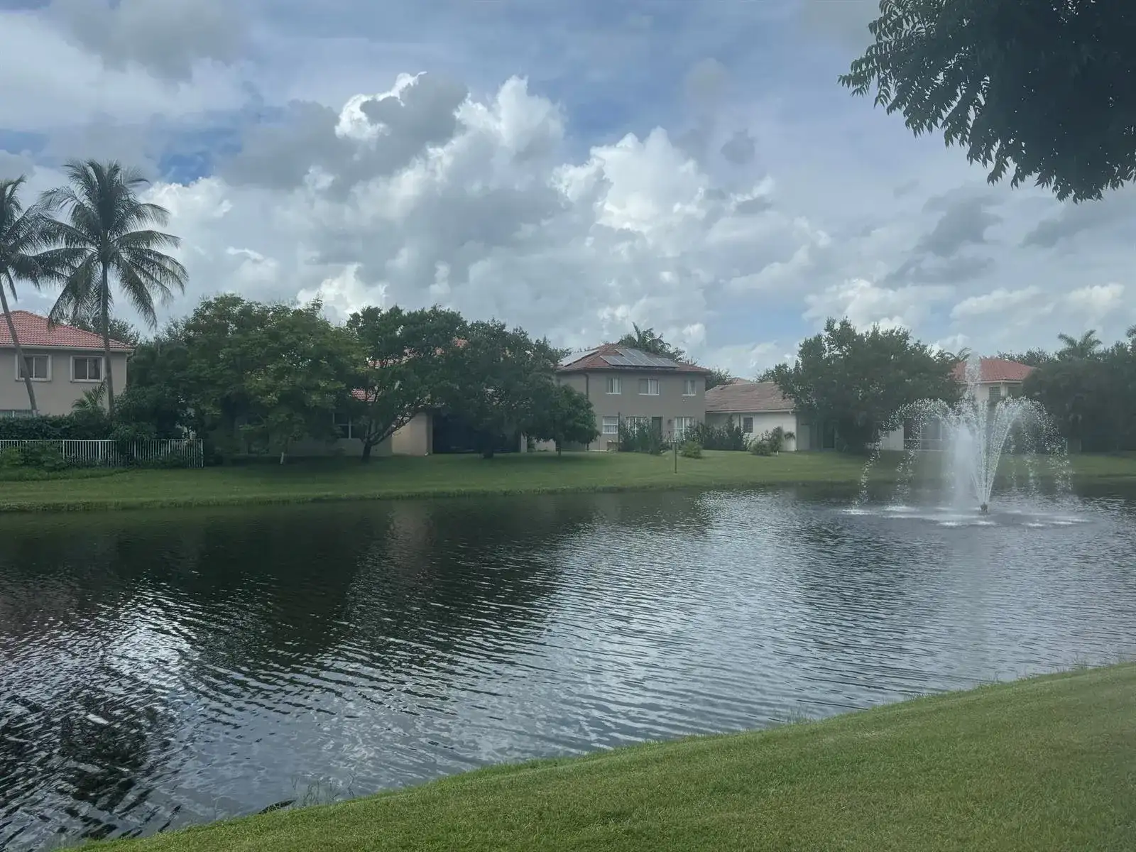 3069 LAUREL RIDGE Circle, Riviera Beach FL 33404 photo 5