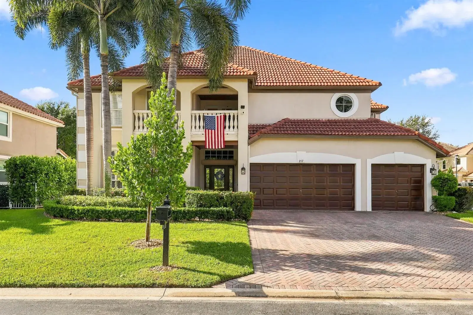 217 LONE PINE Drive, Palm Beach Gardens FL 33410
