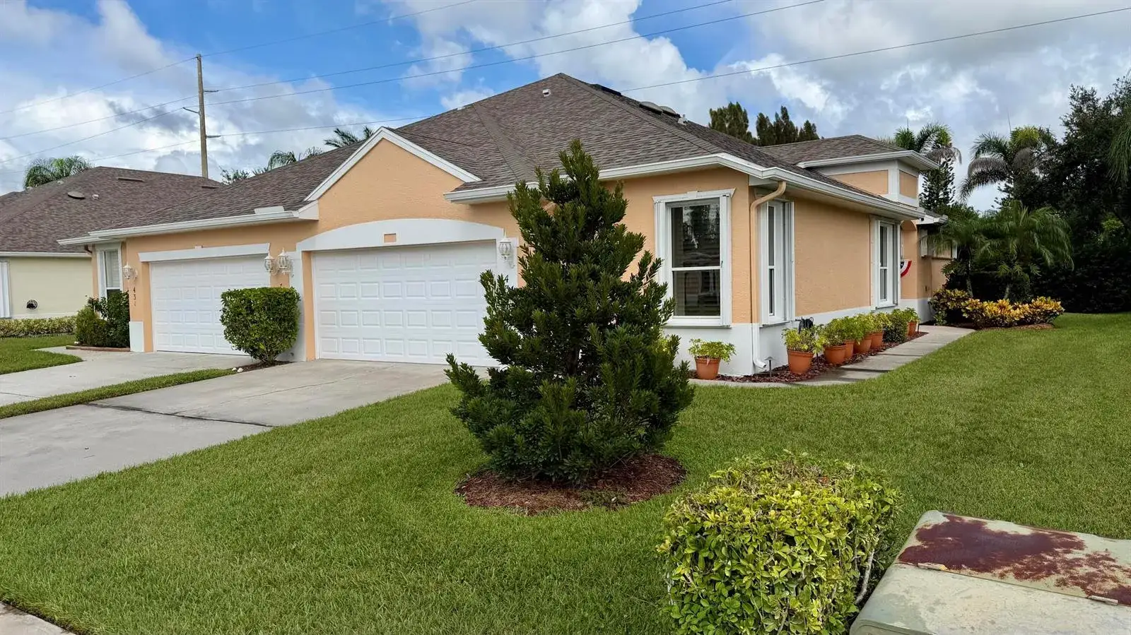 433 N Tangerine Square SW, Vero Beach FL 32968