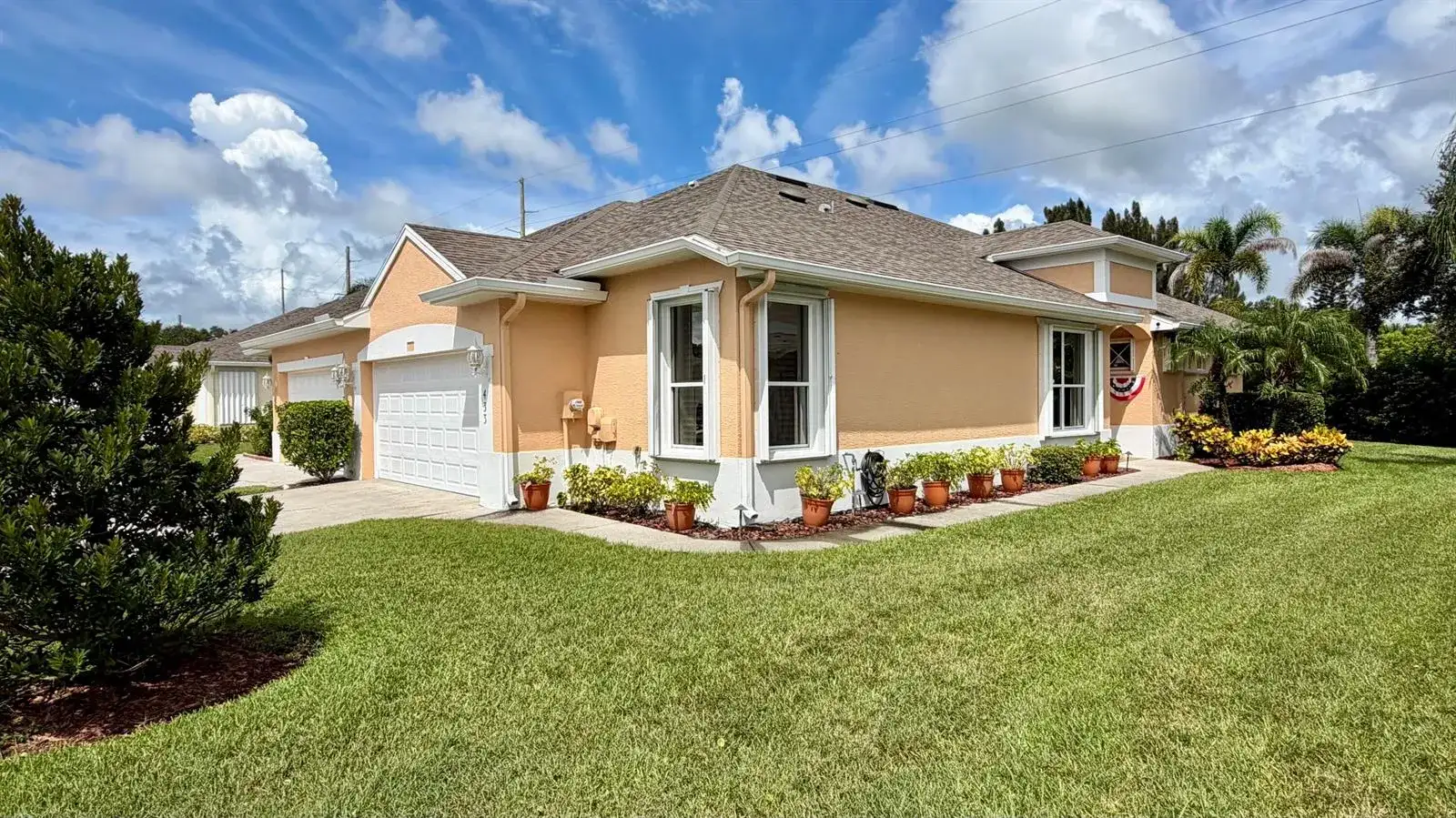 433 N Tangerine Square SW, Vero Beach FL 32968 photo 2