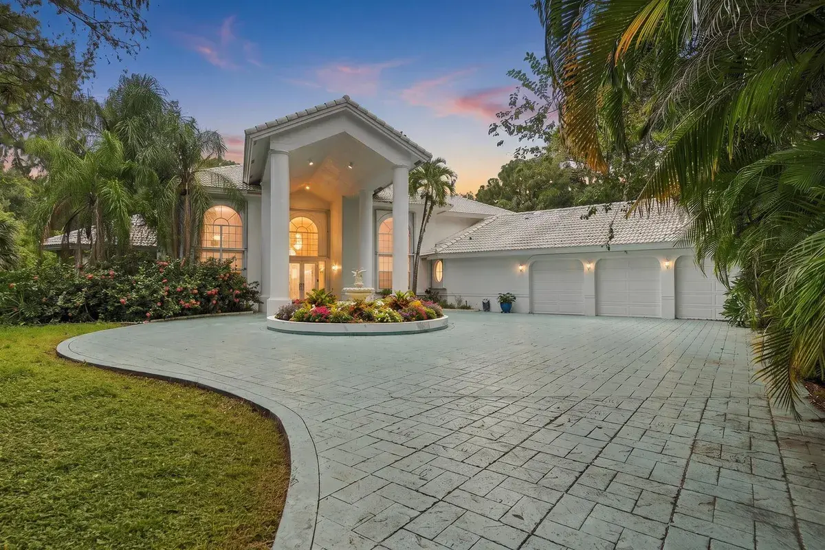 5386 NW 77th Terrace, Coral Springs FL 33067