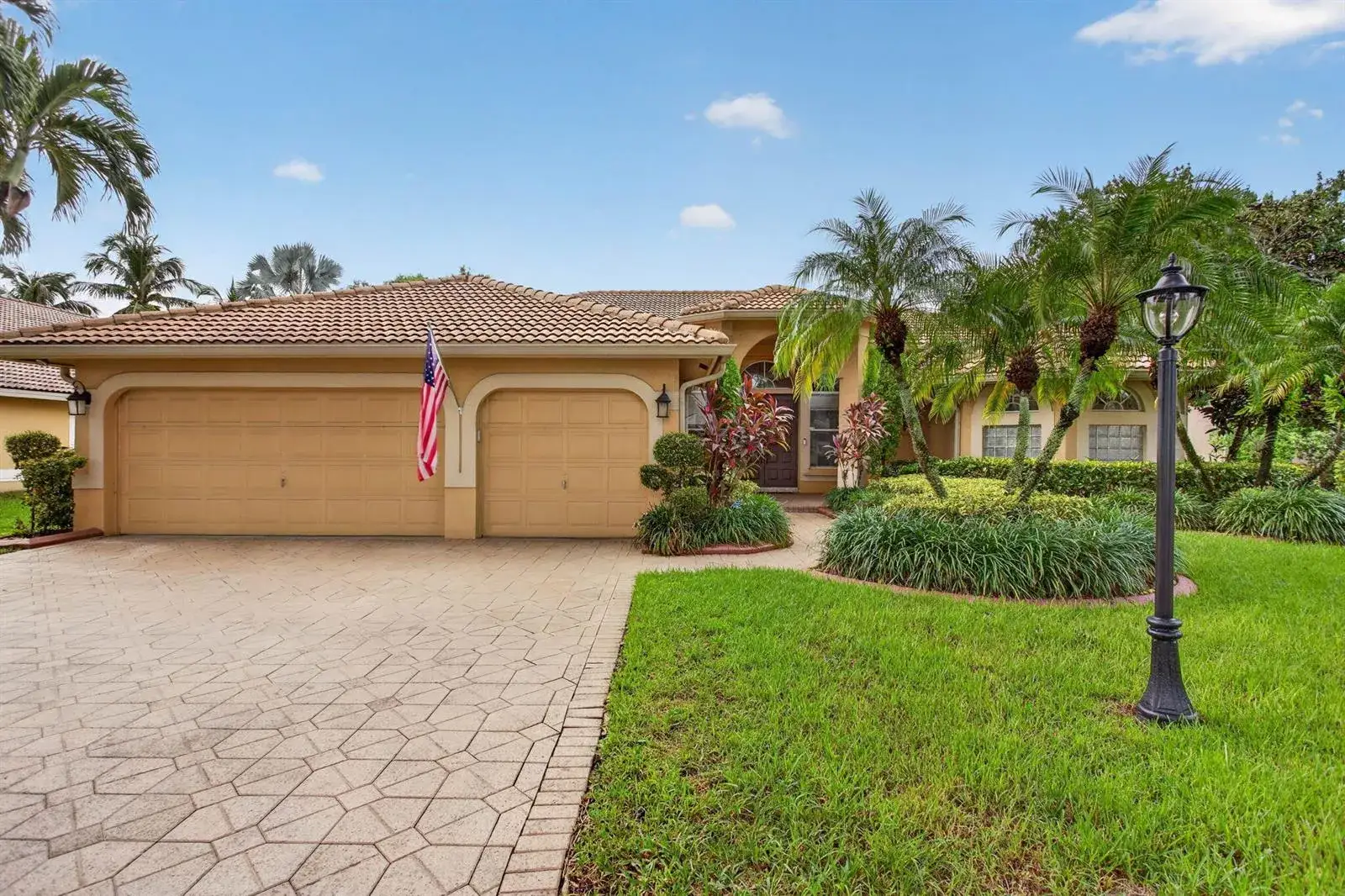 10002 NW 58th Court NW, Parkland FL 33076