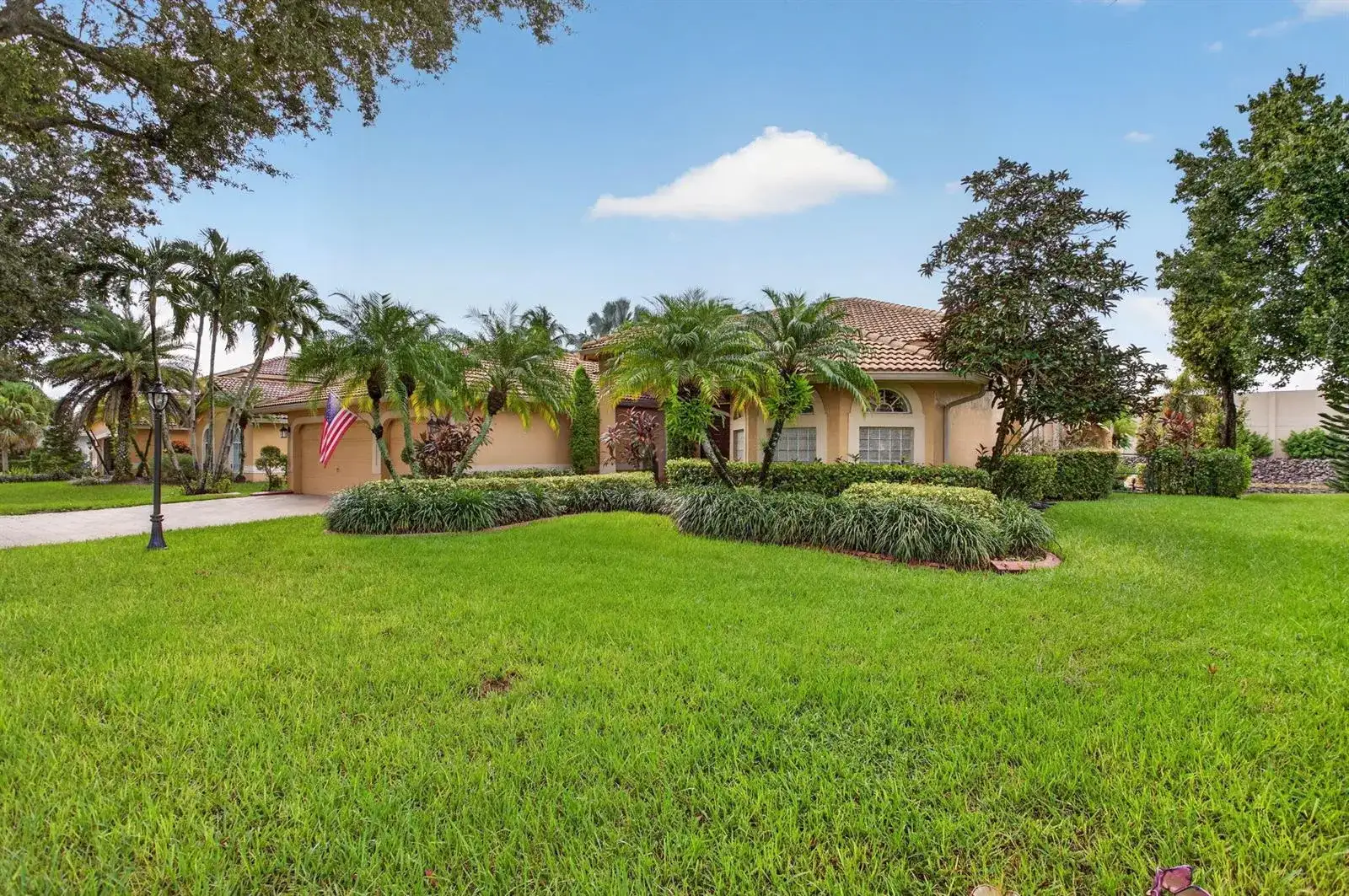 10002 NW 58th Court NW, Parkland FL 33076 photo 2
