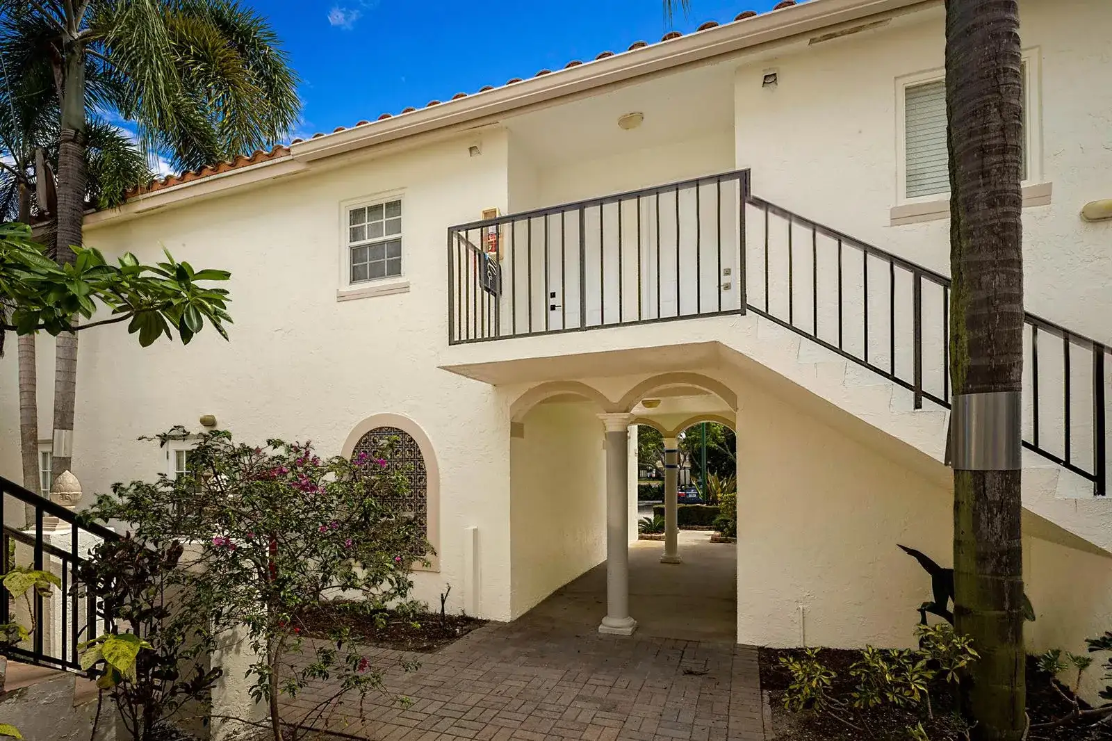 1105 Lake Shore Drive # 205, Lake Park FL 33403 photo 2