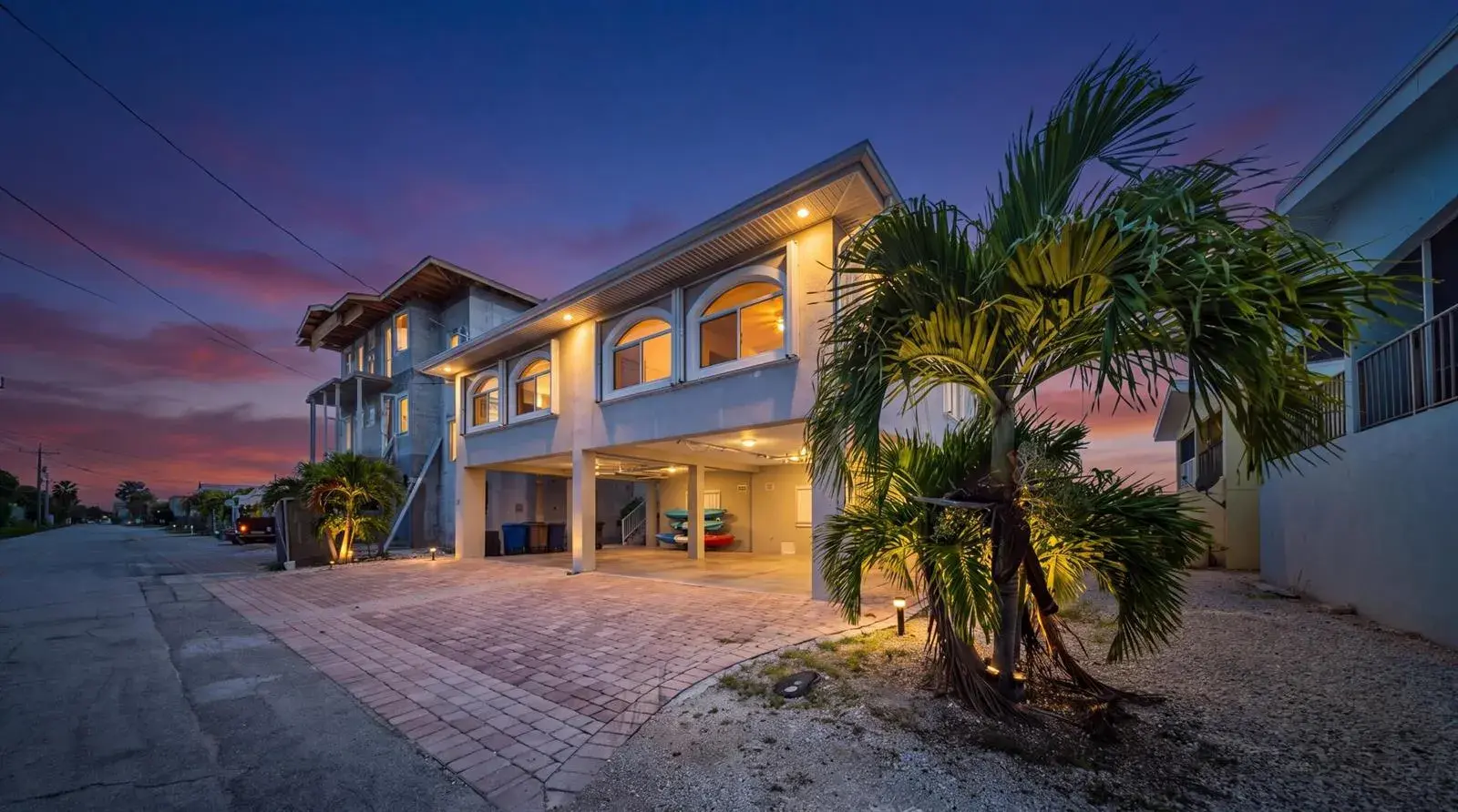 51 Coral Lane, FL 33051