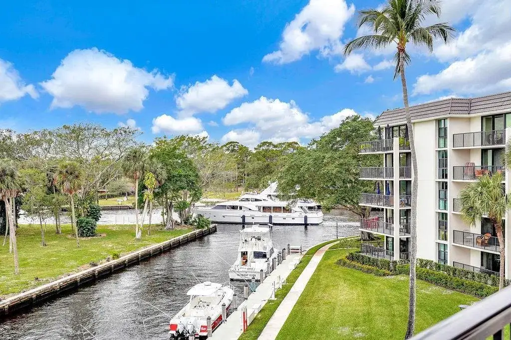1350 River Reach Drive # 417, Fort Lauderdale FL 33315